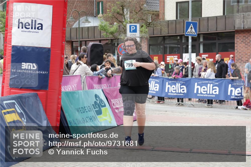 10.05.2026 - 8. Wedeler Halbmarathon Yannick Fuchs http://msf.ph/oto/9731681 10.05.2026 11:45:57 Ziel 443, 725, 759, 2120 meine-sportfotos.de