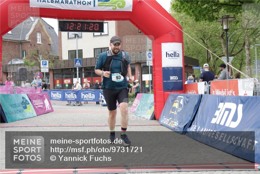 10.05.2026 - 8. Wedeler Halbmarathon Yannick Fuchs http://msf.ph/oto/9731721 10.05.2026 12:21:18 Ziel 93, 2188 meine-sportfotos.de