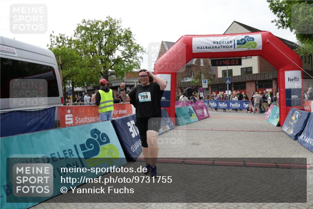 10.05.2026 - 8. Wedeler Halbmarathon Yannick Fuchs http://msf.ph/oto/9731755 10.05.2026 11:46:01 Ziel 759 meine-sportfotos.de