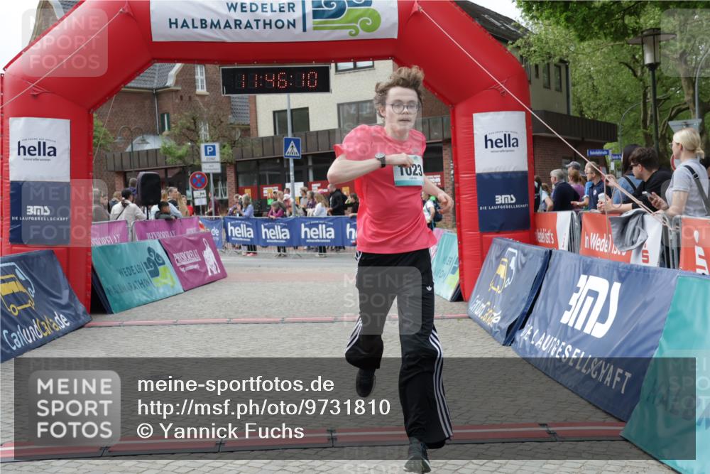 10.05.2026 - 8. Wedeler Halbmarathon Yannick Fuchs http://msf.ph/oto/9731810 10.05.2026 11:46:08 Ziel 580, 1023 meine-sportfotos.de