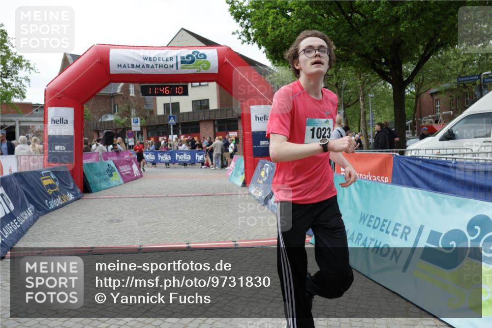 10.05.2026 - 8. Wedeler Halbmarathon Yannick Fuchs http://msf.ph/oto/9731830 10.05.2026 11:46:09 Ziel 580, 1023 meine-sportfotos.de