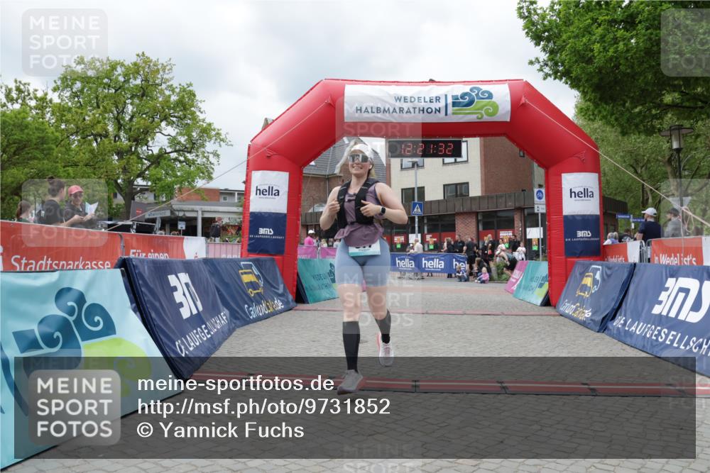 10.05.2026 - 8. Wedeler Halbmarathon Yannick Fuchs http://msf.ph/oto/9731852 10.05.2026 12:21:30 Ziel 617 meine-sportfotos.de