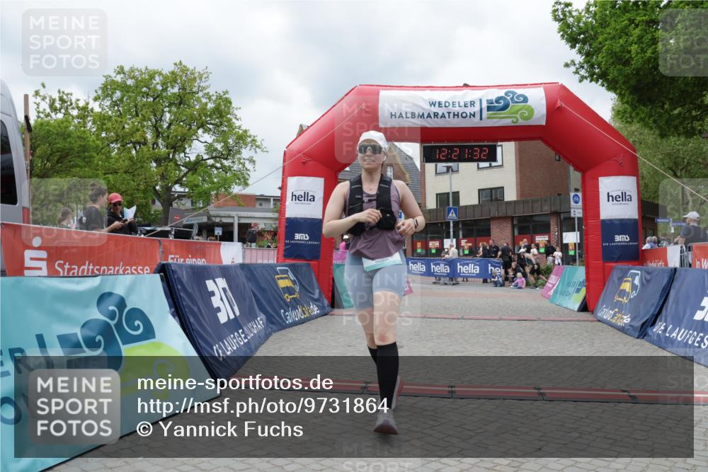 10.05.2026 - 8. Wedeler Halbmarathon Yannick Fuchs http://msf.ph/oto/9731864 10.05.2026 12:21:30 Ziel 617 meine-sportfotos.de