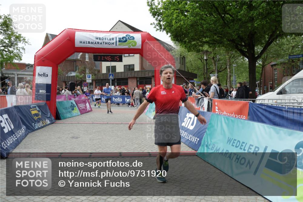 10.05.2026 - 8. Wedeler Halbmarathon Yannick Fuchs http://msf.ph/oto/9731920 10.05.2026 11:46:13 Ziel 172, 580, 1023, 2032, 2033 meine-sportfotos.de