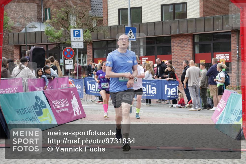 10.05.2026 - 8. Wedeler Halbmarathon Yannick Fuchs http://msf.ph/oto/9731934 10.05.2026 11:46:15 Ziel 172, 580, 2032, 2033 meine-sportfotos.de
