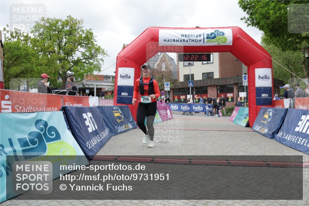 10.05.2026 - 8. Wedeler Halbmarathon Yannick Fuchs http://msf.ph/oto/9731951 10.05.2026 12:22:14 Ziel 270 meine-sportfotos.de