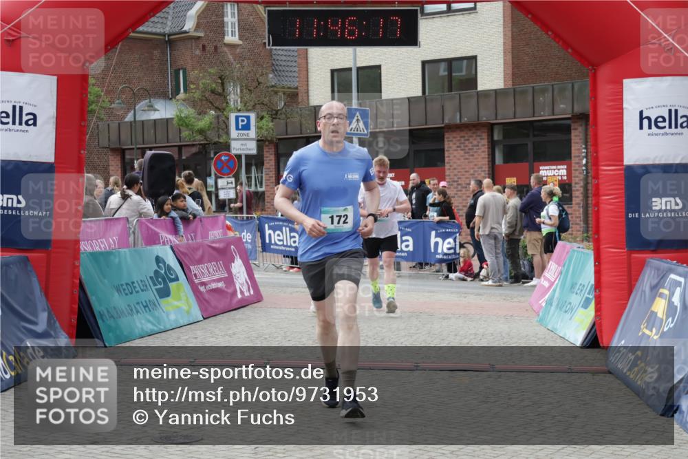 10.05.2026 - 8. Wedeler Halbmarathon Yannick Fuchs http://msf.ph/oto/9731953 10.05.2026 11:46:16 Ziel 172, 580, 2032, 2033 meine-sportfotos.de