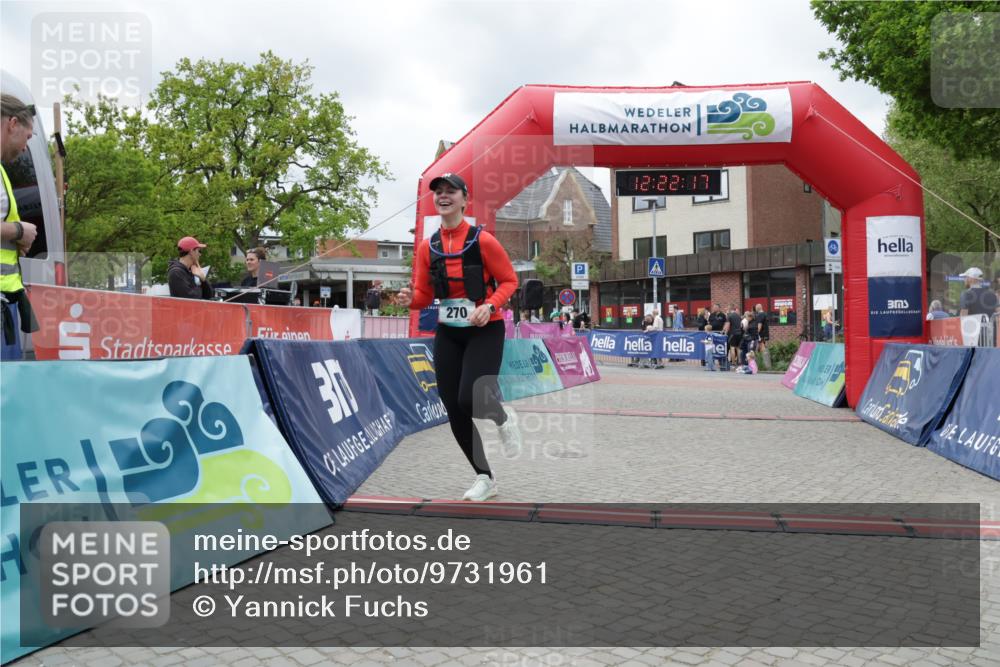 10.05.2026 - 8. Wedeler Halbmarathon Yannick Fuchs http://msf.ph/oto/9731961 10.05.2026 12:22:15 Ziel 270 meine-sportfotos.de