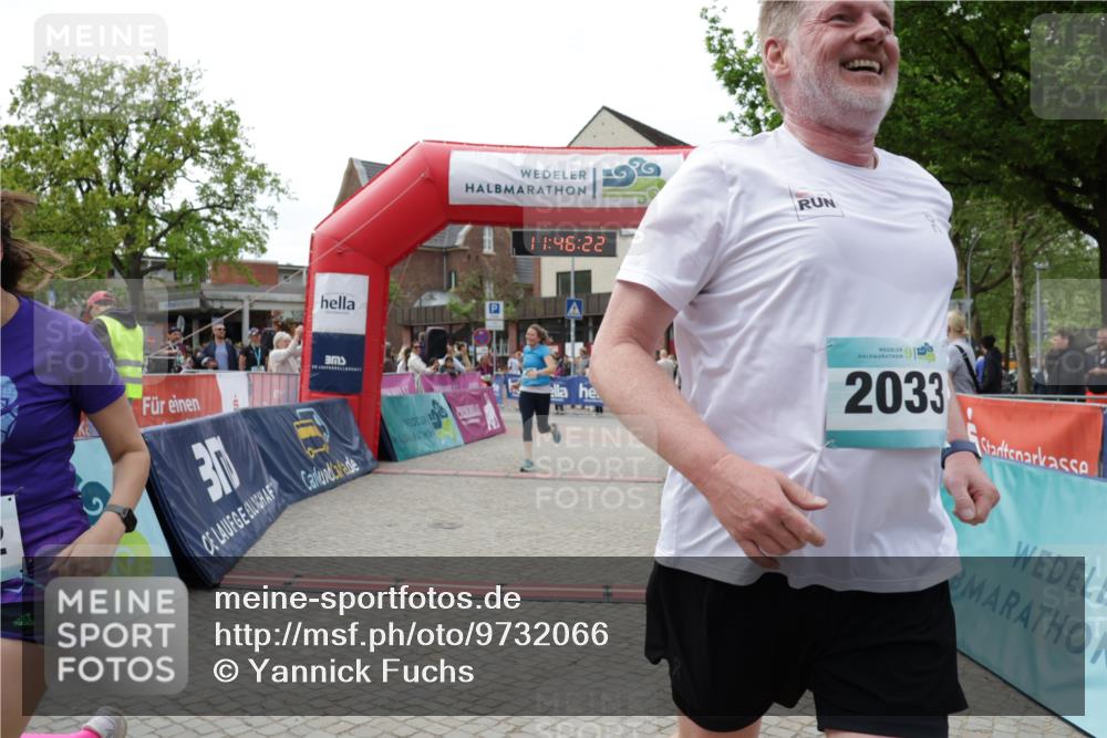 10.05.2026 - 8. Wedeler Halbmarathon Yannick Fuchs http://msf.ph/oto/9732066 10.05.2026 11:46:20 Ziel 158, 172, 605, 2032, 2033 meine-sportfotos.de