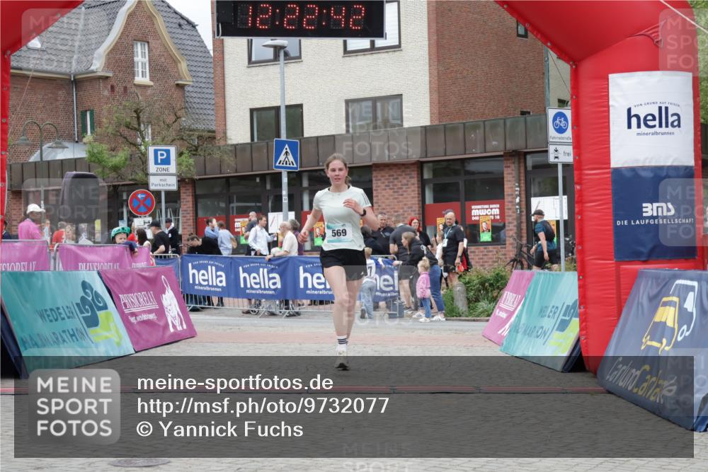 10.05.2026 - 8. Wedeler Halbmarathon Yannick Fuchs http://msf.ph/oto/9732077 10.05.2026 12:22:40 Ziel 569 meine-sportfotos.de