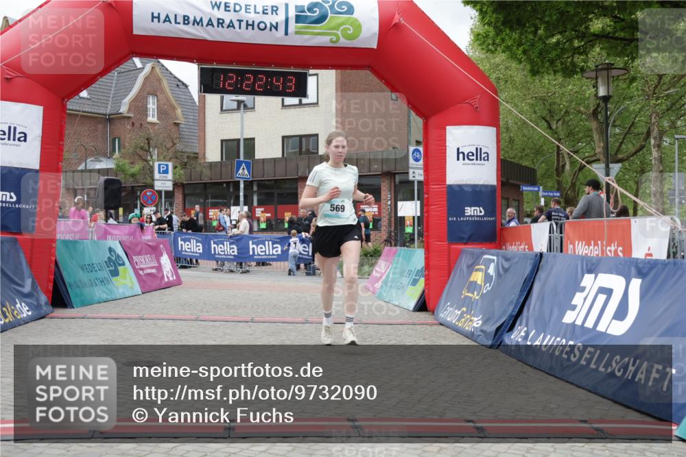 10.05.2026 - 8. Wedeler Halbmarathon Yannick Fuchs http://msf.ph/oto/9732090 10.05.2026 12:22:41 Ziel 569 meine-sportfotos.de