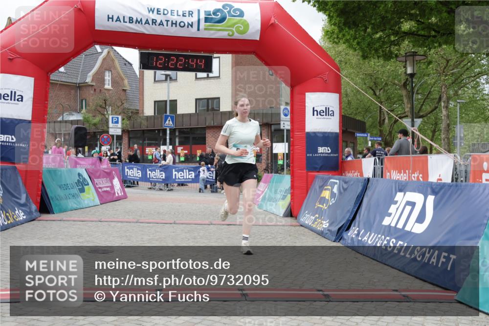 10.05.2026 - 8. Wedeler Halbmarathon Yannick Fuchs http://msf.ph/oto/9732095 10.05.2026 12:22:42 Ziel 569 meine-sportfotos.de