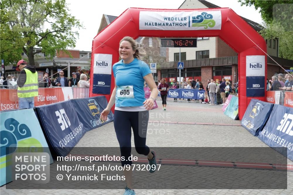 10.05.2026 - 8. Wedeler Halbmarathon Yannick Fuchs http://msf.ph/oto/9732097 10.05.2026 11:46:22 Ziel 158, 605, 2032, 2033 meine-sportfotos.de