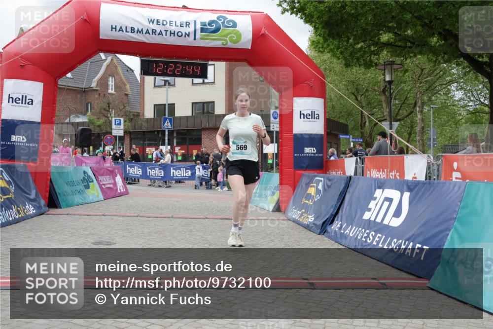 10.05.2026 - 8. Wedeler Halbmarathon Yannick Fuchs http://msf.ph/oto/9732100 10.05.2026 12:22:42 Ziel 569 meine-sportfotos.de