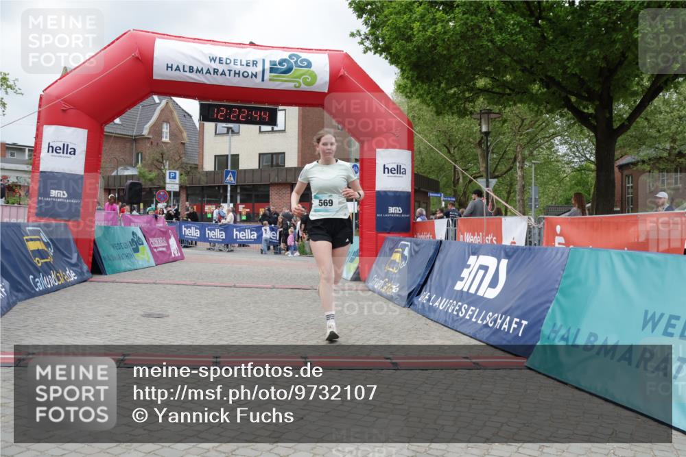 10.05.2026 - 8. Wedeler Halbmarathon Yannick Fuchs http://msf.ph/oto/9732107 10.05.2026 12:22:42 Ziel 569 meine-sportfotos.de