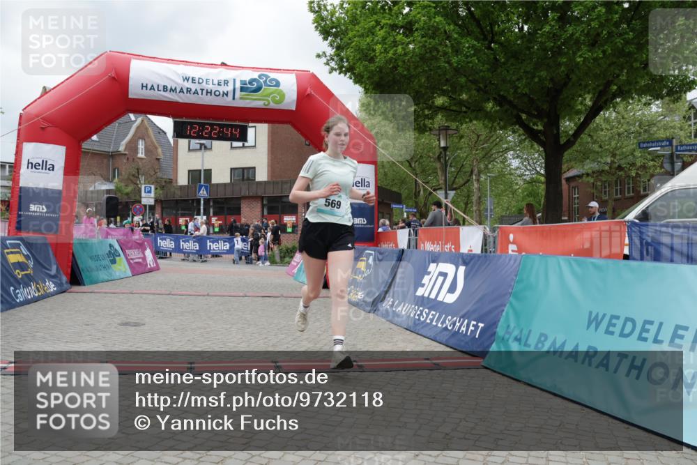 10.05.2026 - 8. Wedeler Halbmarathon Yannick Fuchs http://msf.ph/oto/9732118 10.05.2026 12:22:42 Ziel 569 meine-sportfotos.de