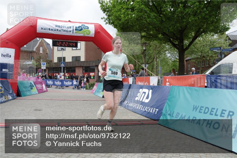 10.05.2026 - 8. Wedeler Halbmarathon Yannick Fuchs http://msf.ph/oto/9732122 10.05.2026 12:22:42 Ziel 569 meine-sportfotos.de