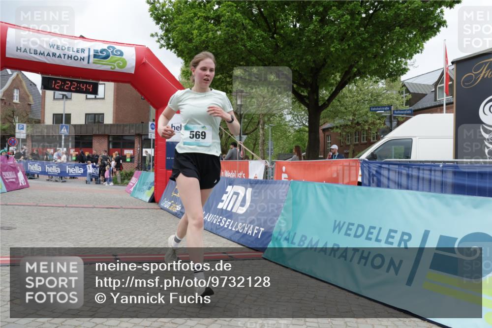10.05.2026 - 8. Wedeler Halbmarathon Yannick Fuchs http://msf.ph/oto/9732128 10.05.2026 12:22:43 Ziel 569 meine-sportfotos.de