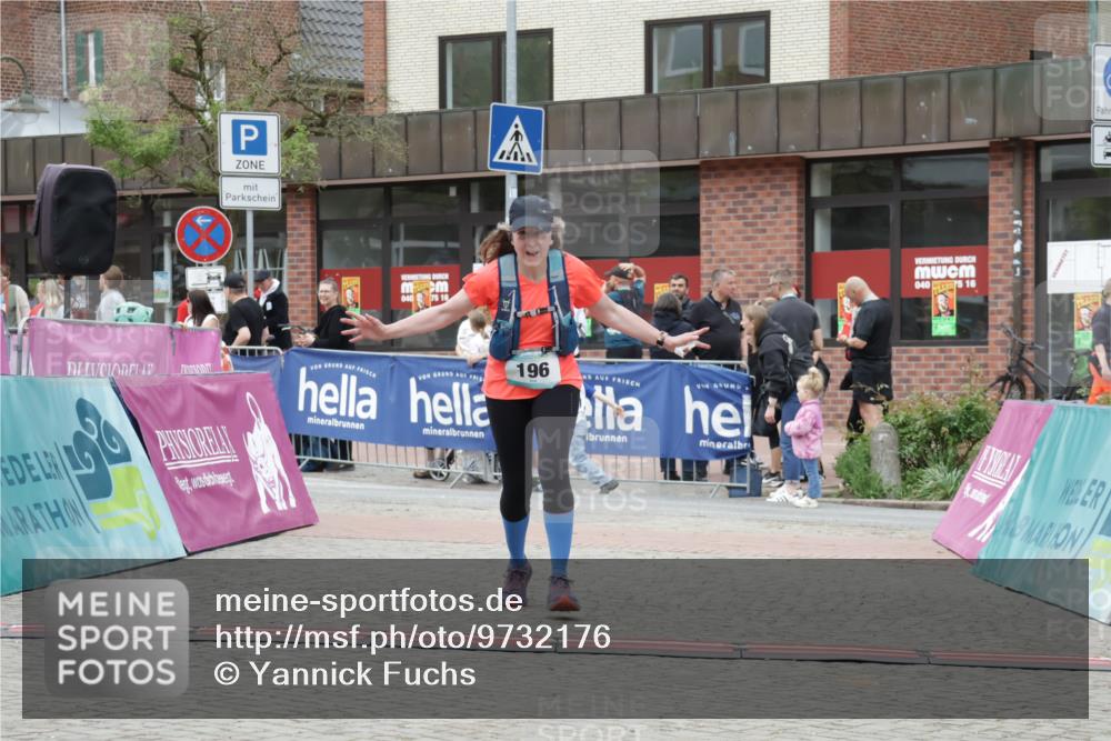 10.05.2026 - 8. Wedeler Halbmarathon Yannick Fuchs http://msf.ph/oto/9732176 10.05.2026 12:23:04 Ziel 196 meine-sportfotos.de