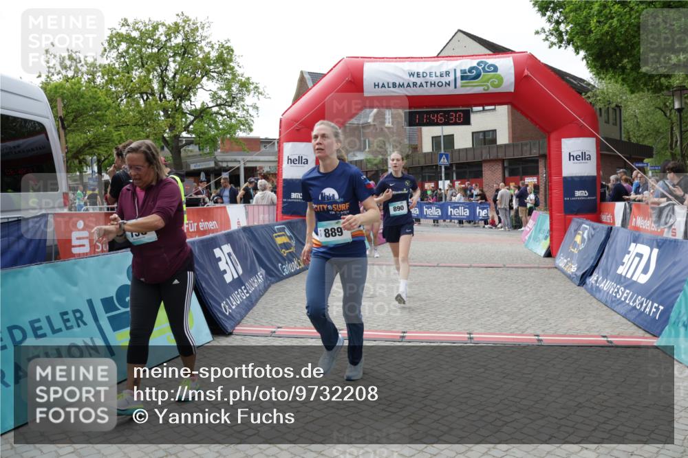 10.05.2026 - 8. Wedeler Halbmarathon Yannick Fuchs http://msf.ph/oto/9732208 10.05.2026 11:46:28 Ziel 158, 740 meine-sportfotos.de