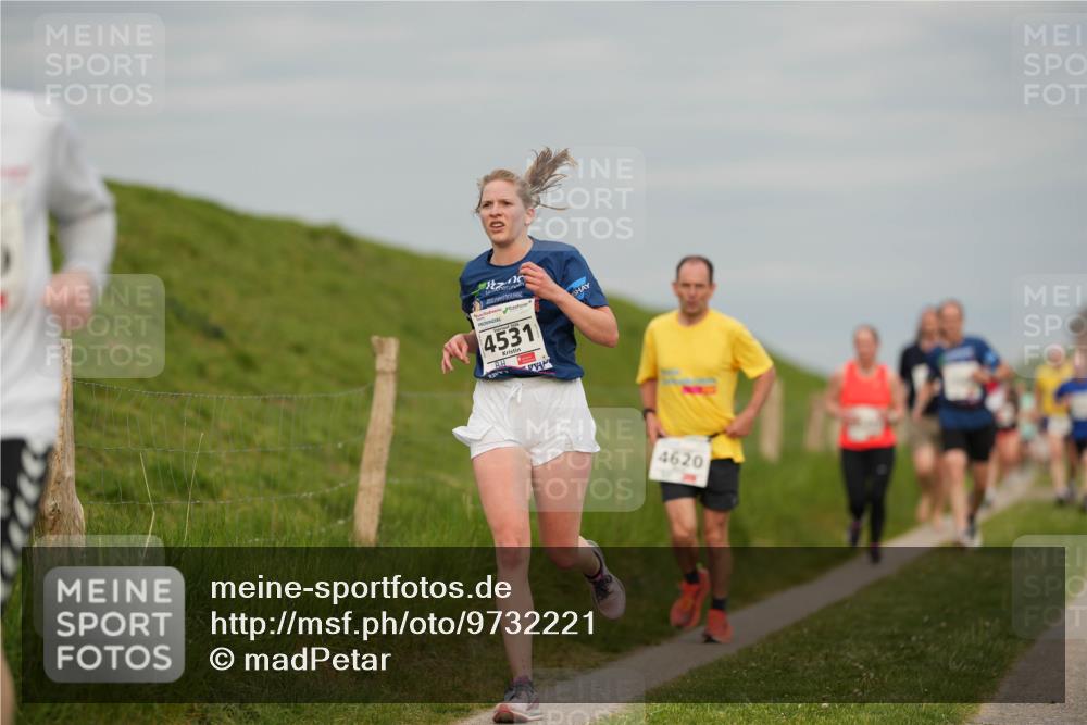 09.05.2026 - Störlauf LAZAROV Photography http://msf.ph/oto/9732221 09.05.2026 18:43:37 Laufen 2015, 45311, 4620 meine-sportfotos.de