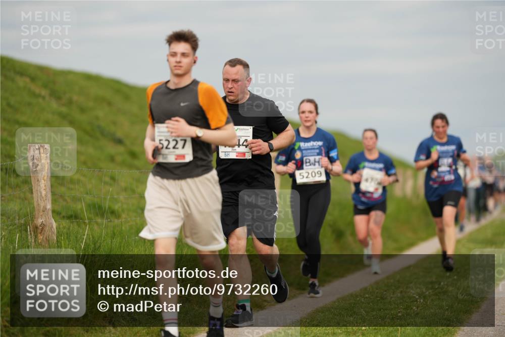 09.05.2026 - Störlauf LAZAROV Photography http://msf.ph/oto/9732260 09.05.2026 18:44:07 Laufen 5227, 44, 5209 meine-sportfotos.de