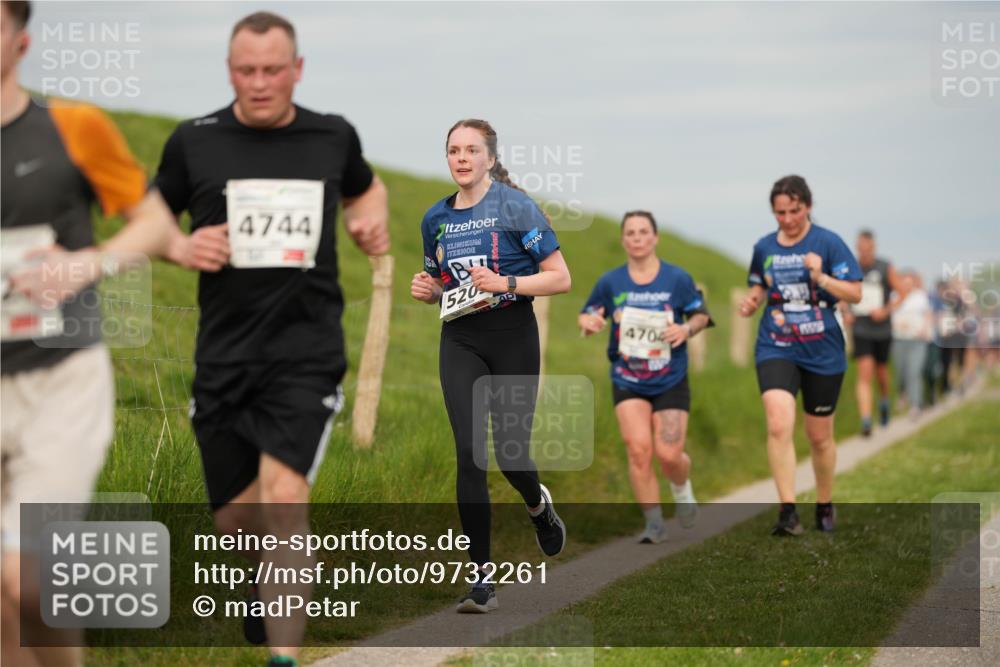 09.05.2026 - Störlauf LAZAROV Photography http://msf.ph/oto/9732261 09.05.2026 18:44:08 Laufen 4744, 520, 4704 meine-sportfotos.de