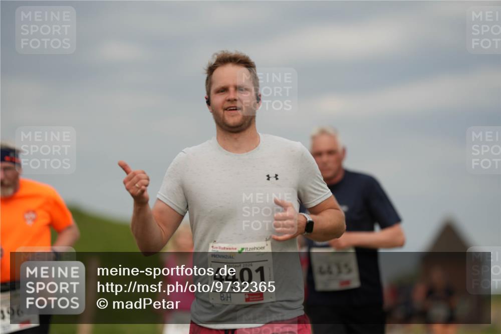 09.05.2026 - Störlauf LAZAROV Photography http://msf.ph/oto/9732365 09.05.2026 18:44:59 Laufen 10, 1967, 2026, 4401, 4435 meine-sportfotos.de