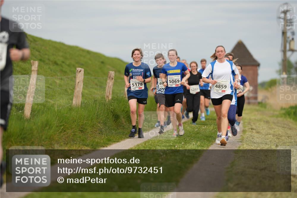 09.05.2026 - Störlauf LAZAROV Photography http://msf.ph/oto/9732451 09.05.2026 18:45:45 Laufen 5178, 46, 5069, 5297, 4859 meine-sportfotos.de