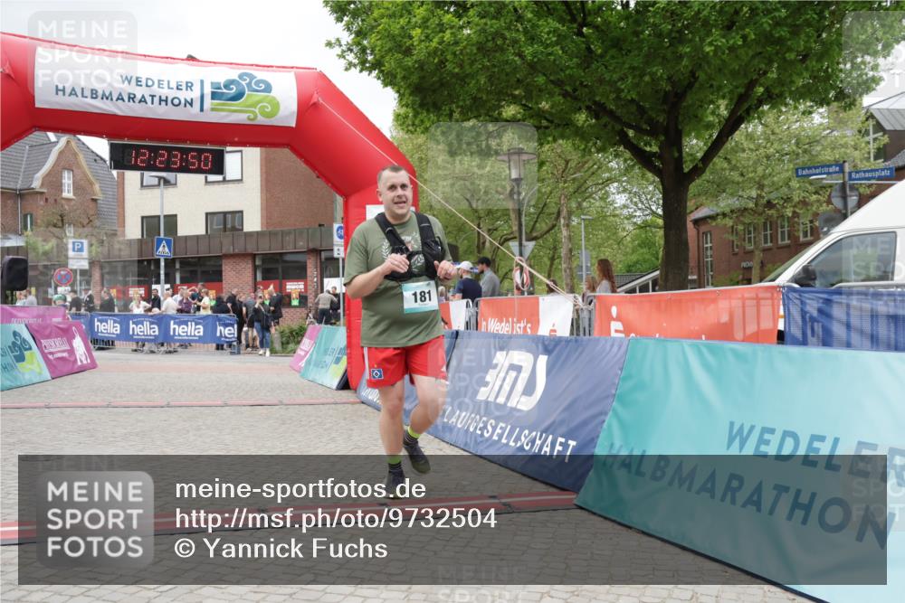 10.05.2026 - 8. Wedeler Halbmarathon Yannick Fuchs http://msf.ph/oto/9732504 10.05.2026 12:23:48 Ziel 181, 449 meine-sportfotos.de