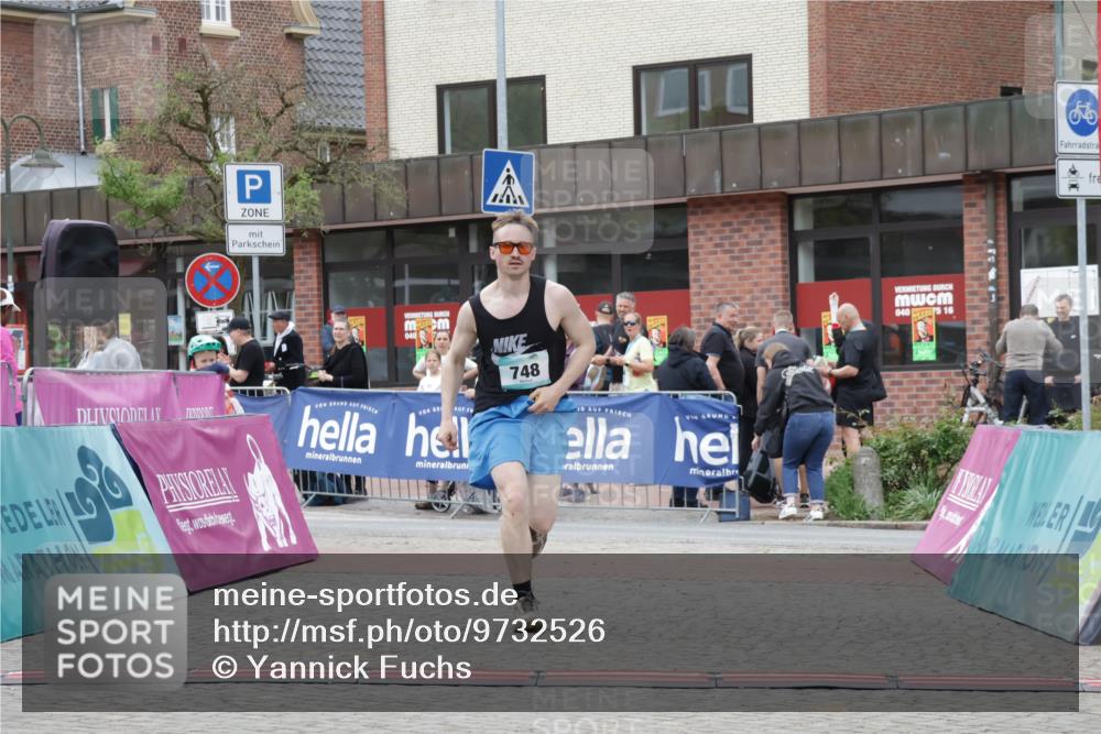 10.05.2026 - 8. Wedeler Halbmarathon Yannick Fuchs http://msf.ph/oto/9732526 10.05.2026 12:23:52 Ziel 181, 748 meine-sportfotos.de