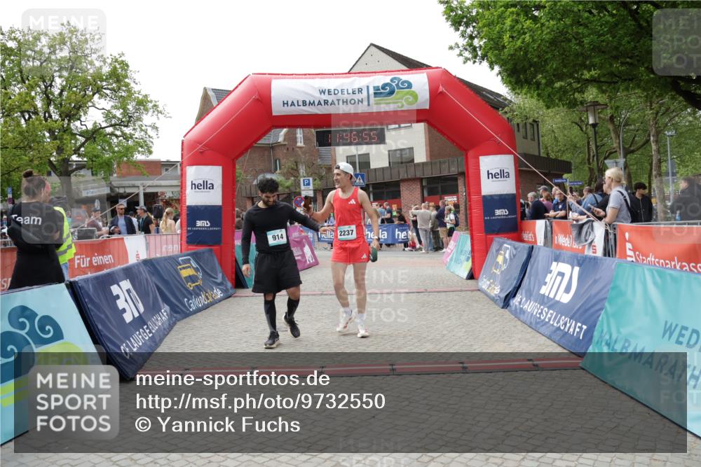 10.05.2026 - 8. Wedeler Halbmarathon Yannick Fuchs http://msf.ph/oto/9732550 10.05.2026 11:46:53 Ziel 914, 2237 meine-sportfotos.de