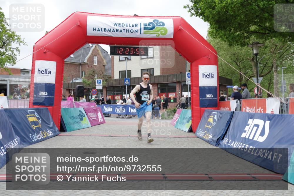 10.05.2026 - 8. Wedeler Halbmarathon Yannick Fuchs http://msf.ph/oto/9732555 10.05.2026 12:23:53 Ziel 748 meine-sportfotos.de