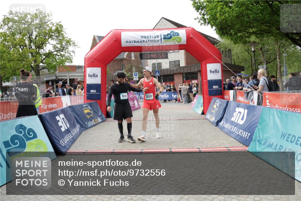 10.05.2026 - 8. Wedeler Halbmarathon Yannick Fuchs http://msf.ph/oto/9732556 10.05.2026 11:46:53 Ziel 914, 2237 meine-sportfotos.de