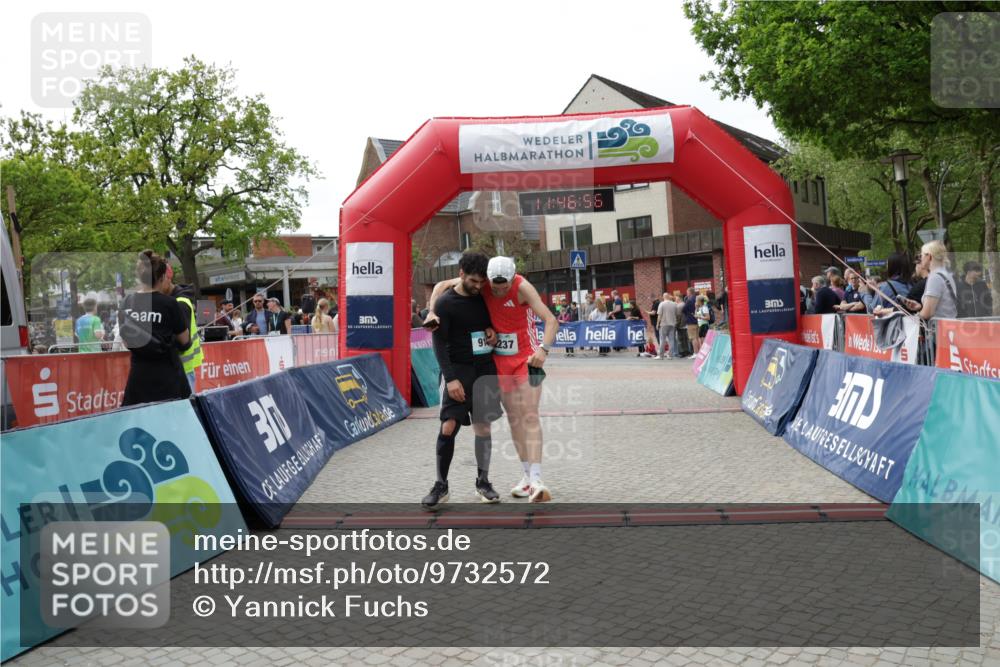 10.05.2026 - 8. Wedeler Halbmarathon Yannick Fuchs http://msf.ph/oto/9732572 10.05.2026 11:46:54 Ziel 914, 2237 meine-sportfotos.de