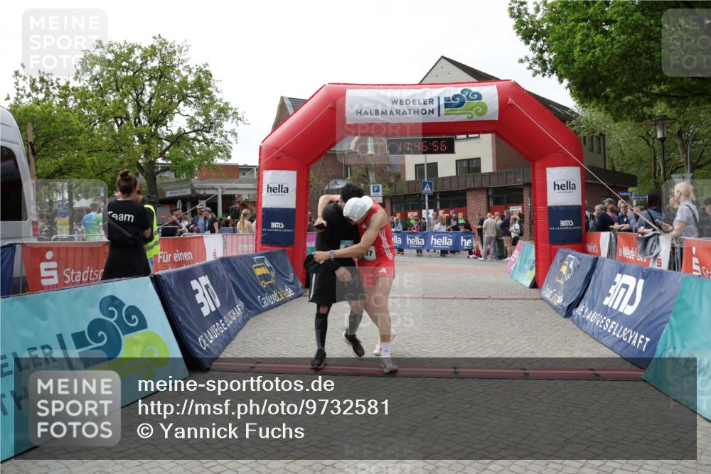 10.05.2026 - 8. Wedeler Halbmarathon Yannick Fuchs http://msf.ph/oto/9732581 10.05.2026 11:46:54 Ziel 914, 2237 meine-sportfotos.de