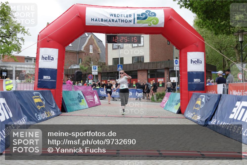 10.05.2026 - 8. Wedeler Halbmarathon Yannick Fuchs http://msf.ph/oto/9732690 10.05.2026 12:25:13 Ziel 241, 349 meine-sportfotos.de