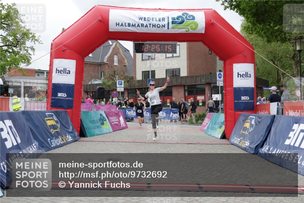 10.05.2026 - 8. Wedeler Halbmarathon Yannick Fuchs http://msf.ph/oto/9732692 10.05.2026 12:25:13 Ziel 241, 349 meine-sportfotos.de