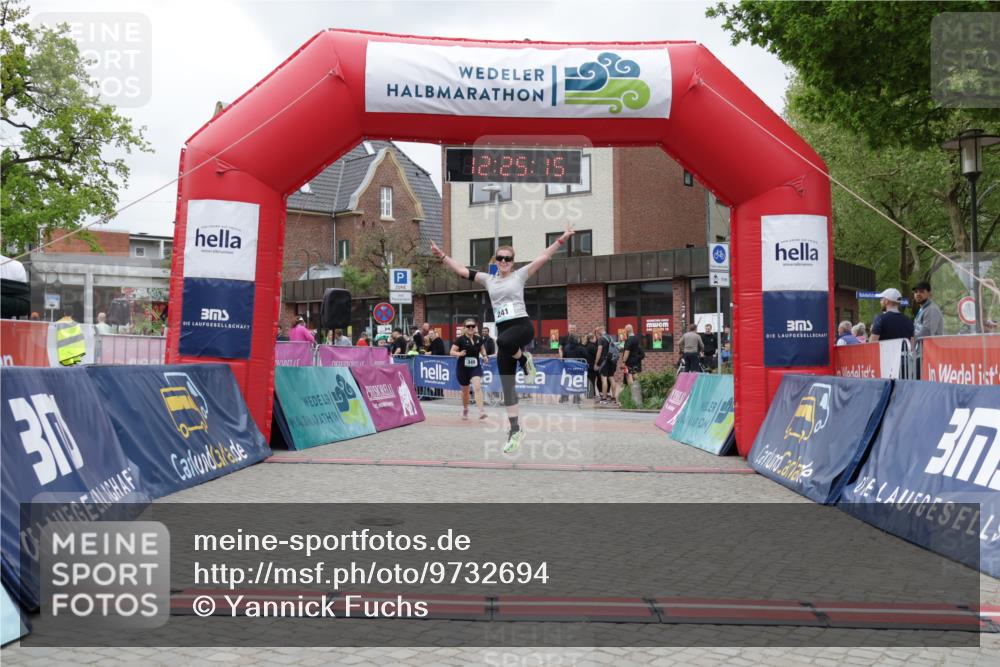 10.05.2026 - 8. Wedeler Halbmarathon Yannick Fuchs http://msf.ph/oto/9732694 10.05.2026 12:25:13 Ziel 241, 349 meine-sportfotos.de