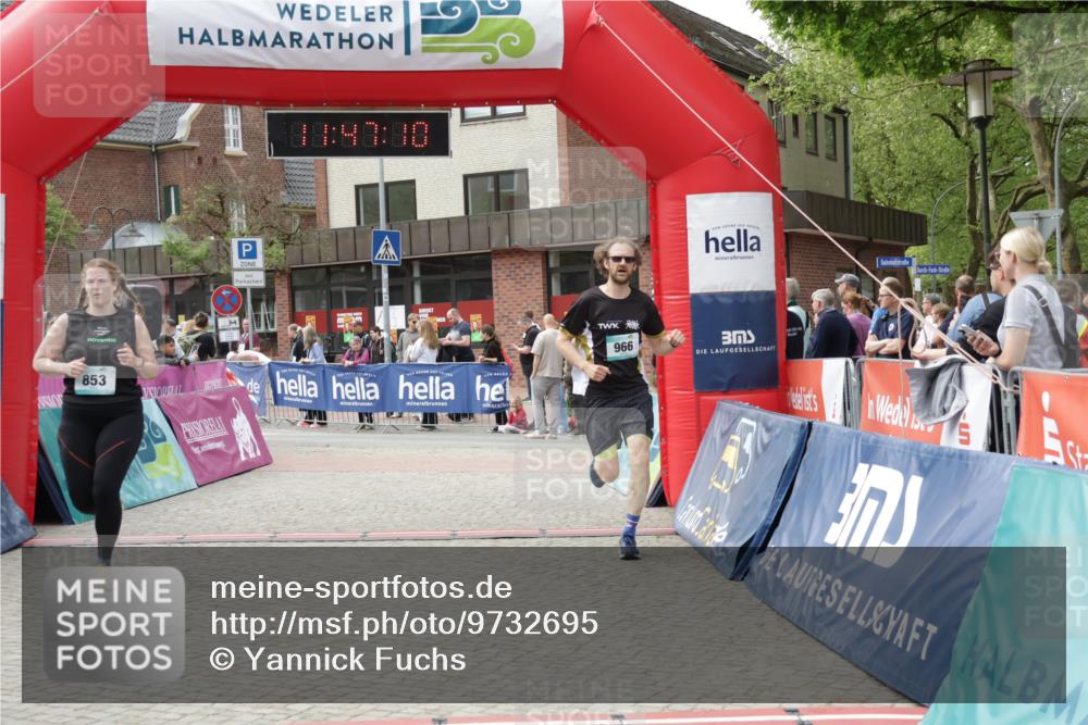 10.05.2026 - 8. Wedeler Halbmarathon Yannick Fuchs http://msf.ph/oto/9732695 10.05.2026 11:47:09 Ziel 853, 966 meine-sportfotos.de