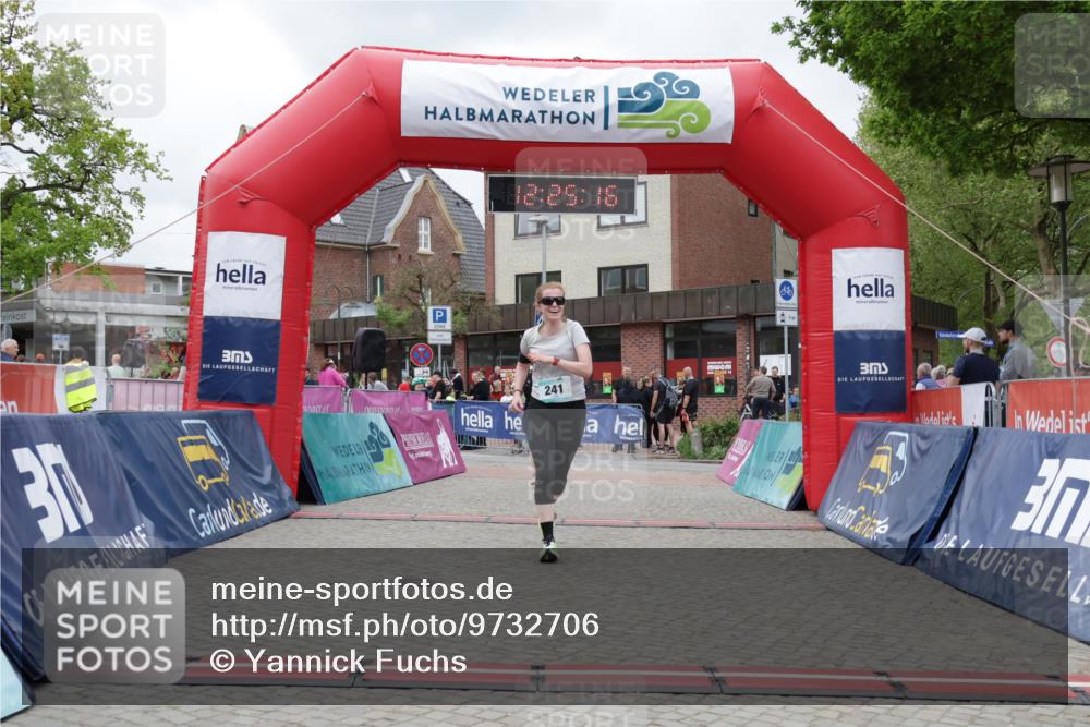 10.05.2026 - 8. Wedeler Halbmarathon Yannick Fuchs http://msf.ph/oto/9732706 10.05.2026 12:25:14 Ziel 241, 349 meine-sportfotos.de