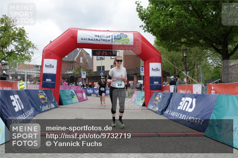 10.05.2026 - 8. Wedeler Halbmarathon Yannick Fuchs http://msf.ph/oto/9732719 10.05.2026 12:25:15 Ziel 241, 349 meine-sportfotos.de