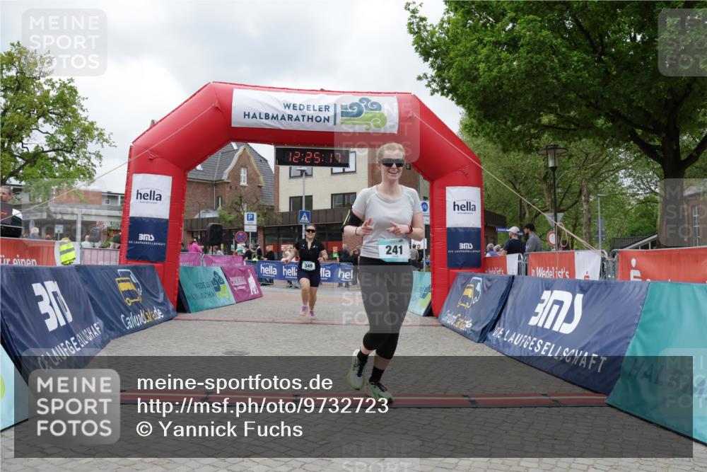 10.05.2026 - 8. Wedeler Halbmarathon Yannick Fuchs http://msf.ph/oto/9732723 10.05.2026 12:25:15 Ziel 241, 349 meine-sportfotos.de
