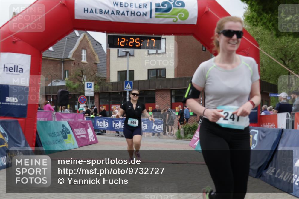 10.05.2026 - 8. Wedeler Halbmarathon Yannick Fuchs http://msf.ph/oto/9732727 10.05.2026 12:25:15 Ziel 241, 349 meine-sportfotos.de
