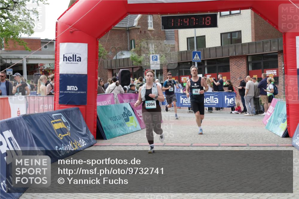 10.05.2026 - 8. Wedeler Halbmarathon Yannick Fuchs http://msf.ph/oto/9732741 10.05.2026 11:47:16 Ziel 14, 332, 2094 meine-sportfotos.de