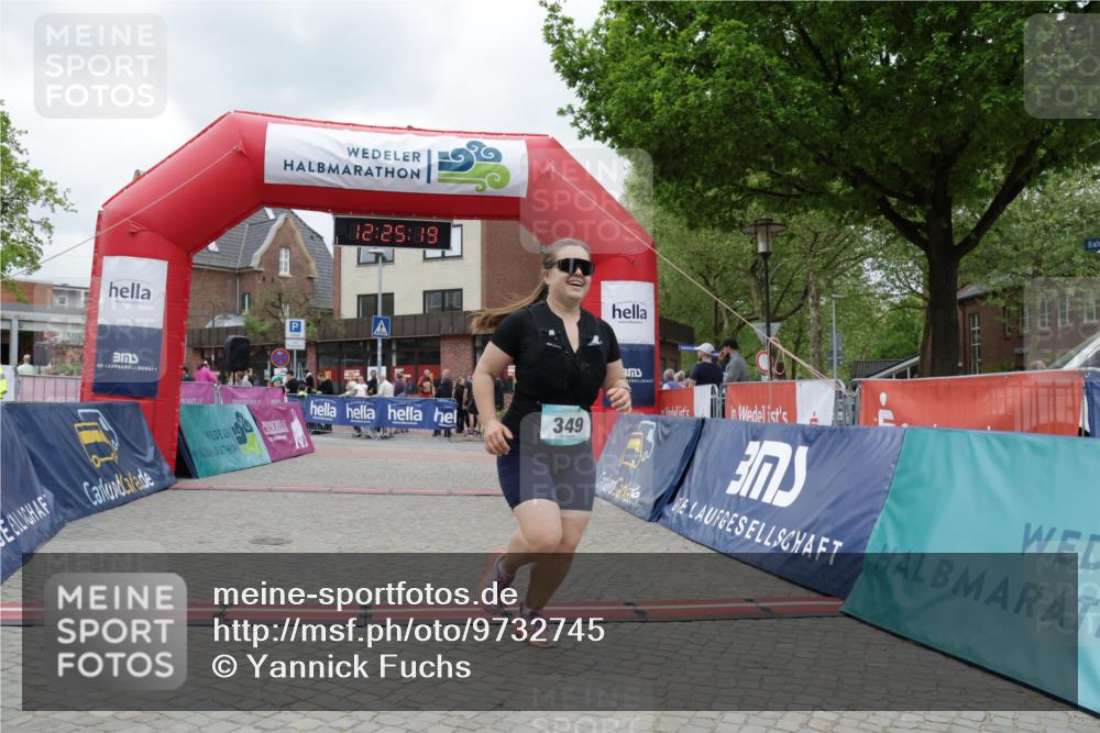10.05.2026 - 8. Wedeler Halbmarathon Yannick Fuchs http://msf.ph/oto/9732745 10.05.2026 12:25:17 Ziel 241, 349 meine-sportfotos.de