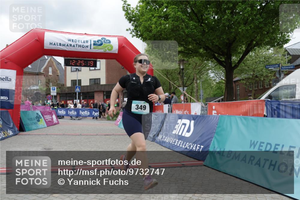 10.05.2026 - 8. Wedeler Halbmarathon Yannick Fuchs http://msf.ph/oto/9732747 10.05.2026 12:25:17 Ziel 241, 349 meine-sportfotos.de