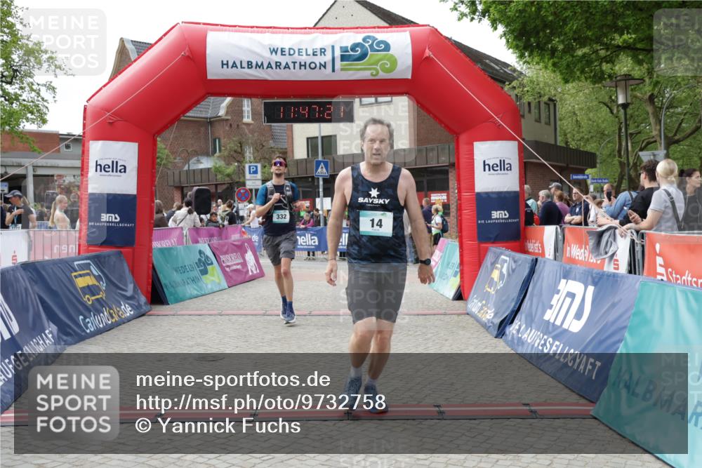 10.05.2026 - 8. Wedeler Halbmarathon Yannick Fuchs http://msf.ph/oto/9732758 10.05.2026 11:47:19 Ziel 14, 332, 2094 meine-sportfotos.de