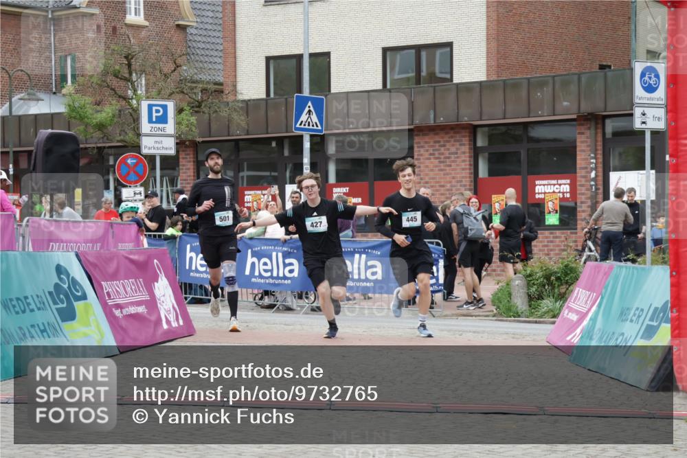 10.05.2026 - 8. Wedeler Halbmarathon Yannick Fuchs http://msf.ph/oto/9732765 10.05.2026 12:25:23 Ziel 427, 445, 501 meine-sportfotos.de