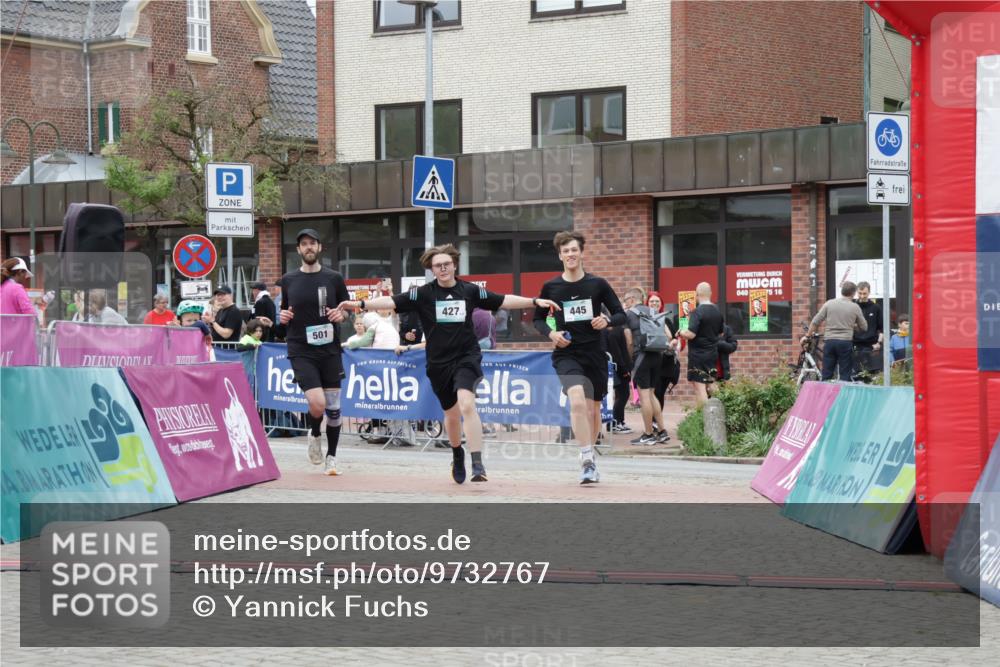 10.05.2026 - 8. Wedeler Halbmarathon Yannick Fuchs http://msf.ph/oto/9732767 10.05.2026 12:25:23 Ziel 427, 445, 501 meine-sportfotos.de